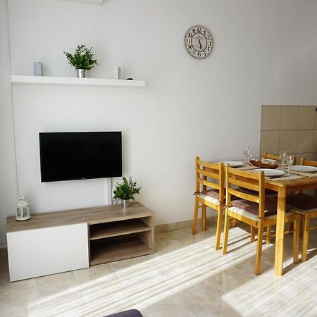 Apartment Jelena ฟาชานา ภายนอก รูปภาพ